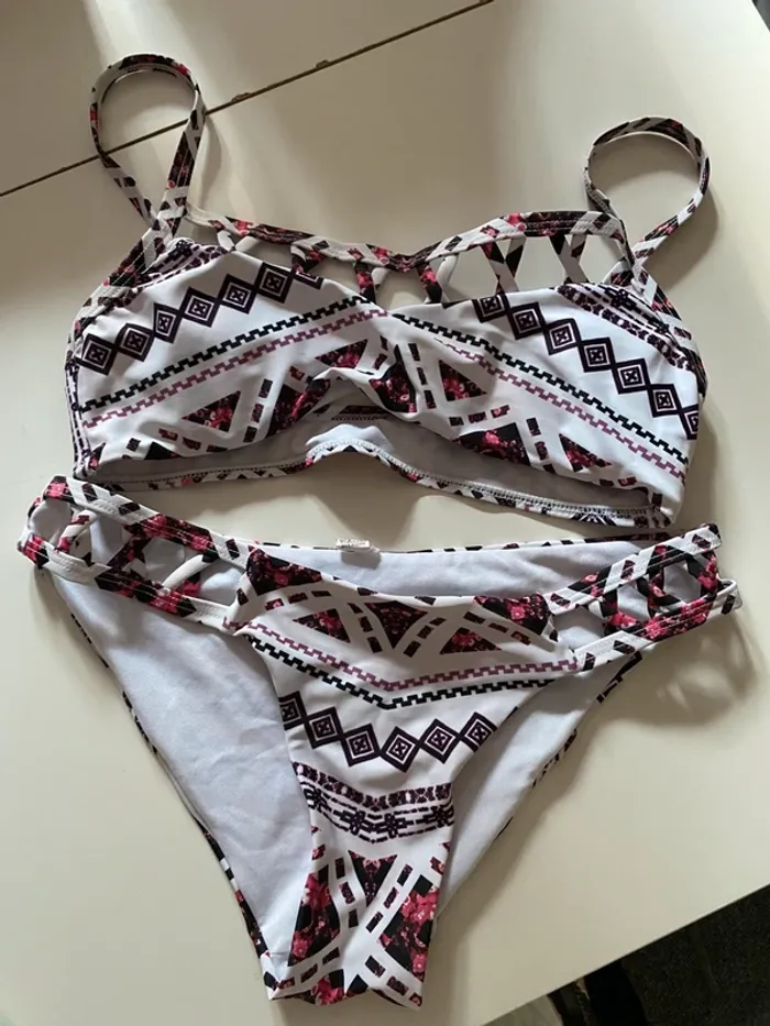 Lot maillot de bain - photo numéro 2