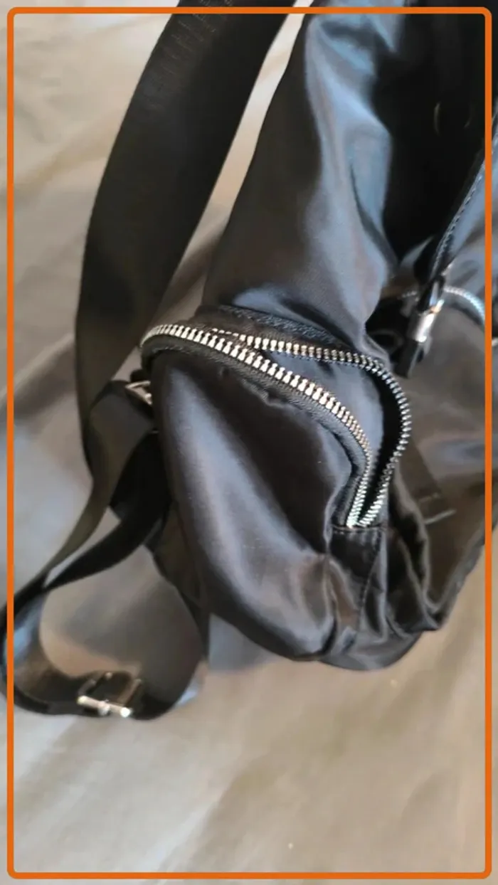 Petit Sac à main/sac à dos noir - photo numéro 3