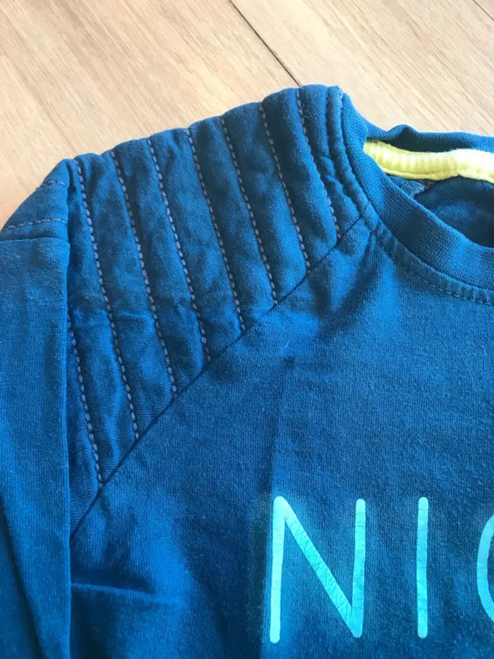 T-shirt manches longues kiabi taille 5 ans - photo numéro 3