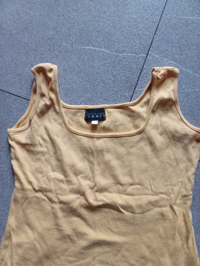 Joli débardeur col carré taille 36/38 - photo numéro 5
