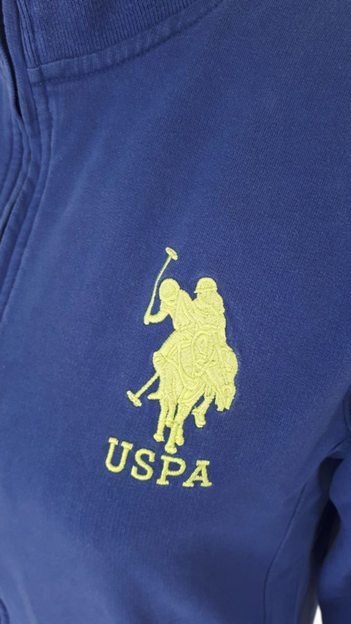 20 € Sweat zippé US Polo ASSN taille 14 ans - photo numéro 3