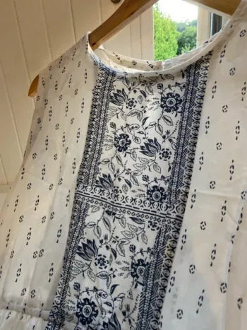 Robe a motifs