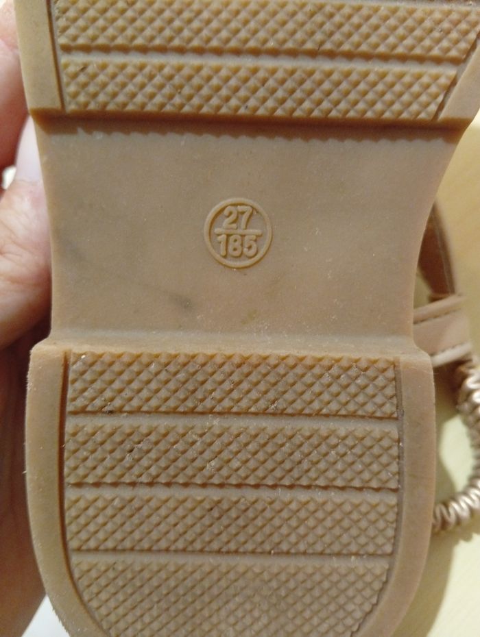 Nue pied tonge - photo numéro 3