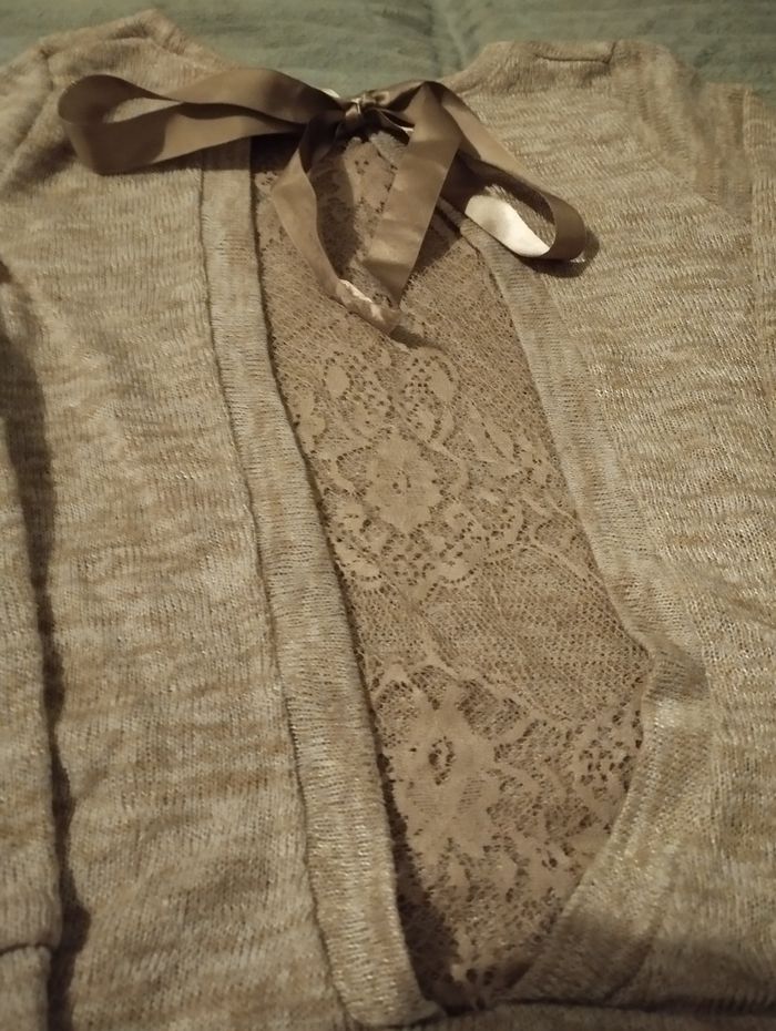 Pull dentelle - photo numéro 4