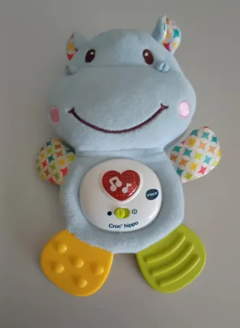 Peluche musicale Croc'hippo