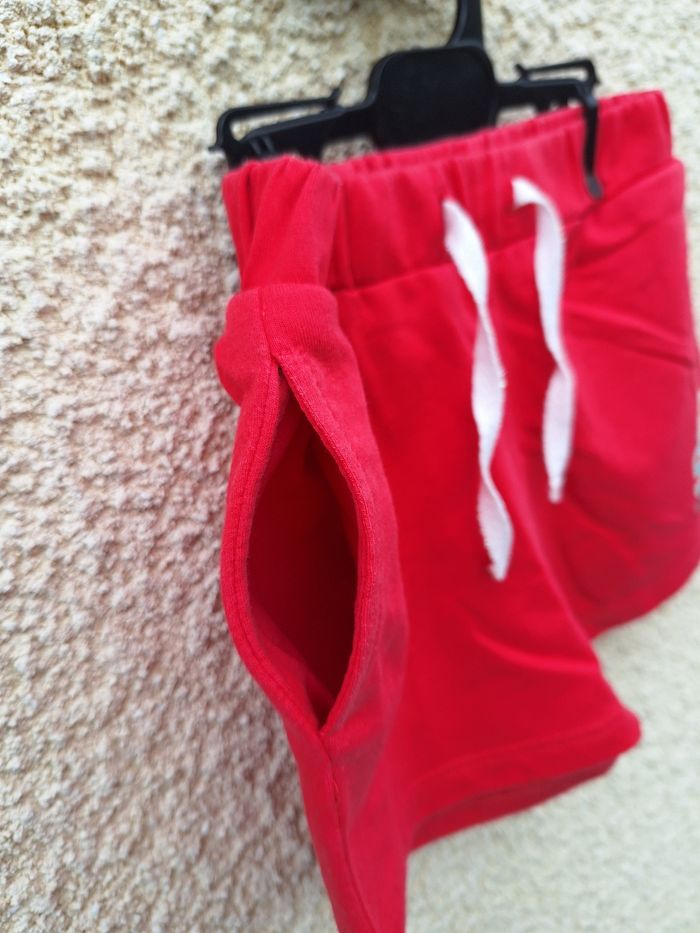 🩳 Short Reine des neiges 4/5 ans - photo numéro 4