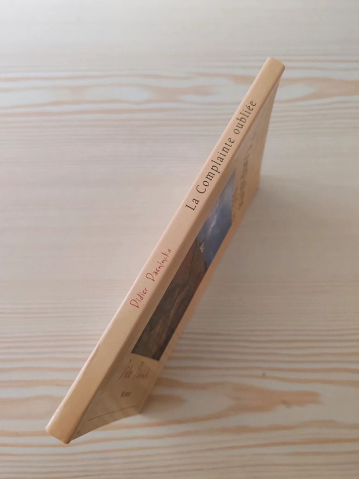 Didier Daeninckx 🌸 La complainte oubliée - photo numéro 3