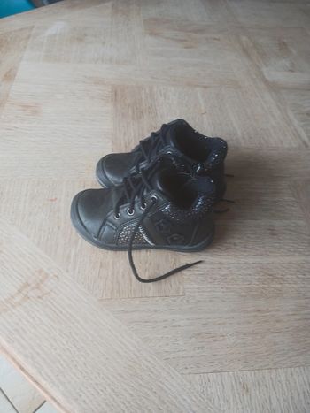 Chaussure premier pas bébé fille cuir 20