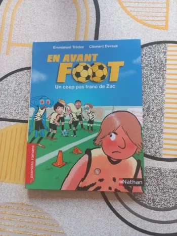 Livre Nathan 1ers romans En avant foot Un coup pas franc de Zac
