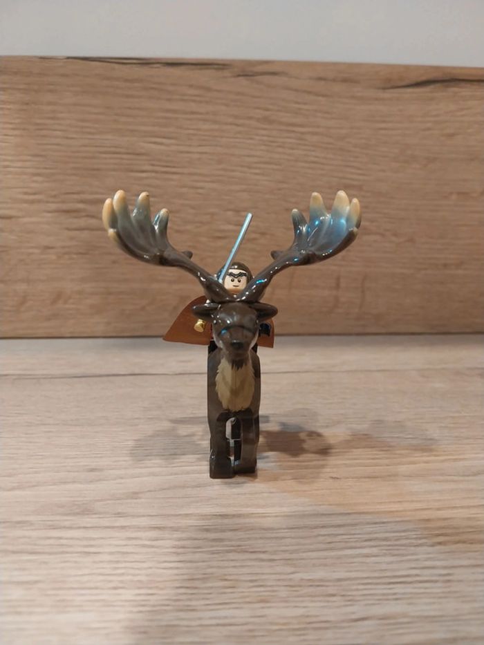 Figurine type lego Roi Elfes Elrond sur Cerf seigneur des anneaux - photo numéro 2