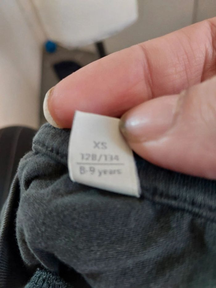 Tee-shirt noir Taille 8-9 ans - photo numéro 3