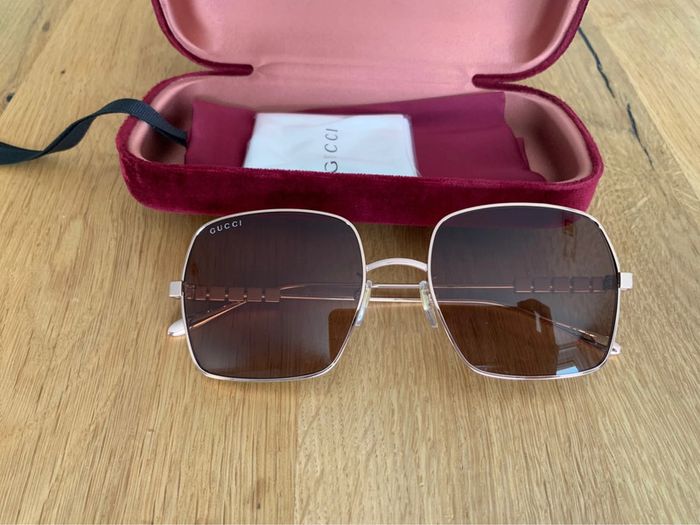 Solaire GUCCI neuve - photo numéro 2