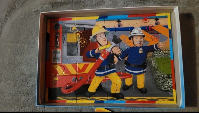 Puzzles Sam le Pompier 2x12 pièces
Ravensburger - photo numéro 2