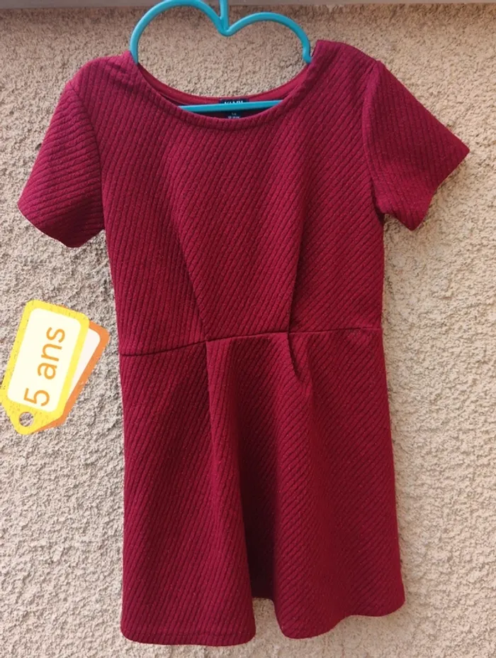 Robe rouge
