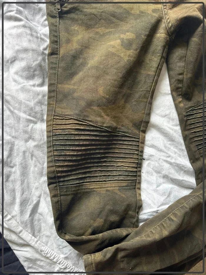Jeans style militaire taille 34 marque Zara - photo numéro 2