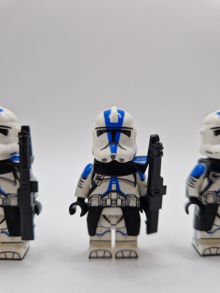 Figurines type lego 4 Clones de la 501ème star wars - photo numéro 2