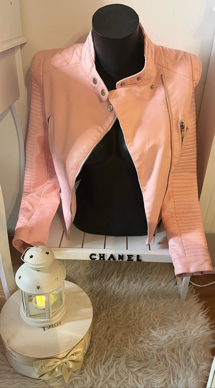 Veste/perfecto simili cuir rose poudré La Modeuse T.1 TBE 🌸 - photo numéro 2
