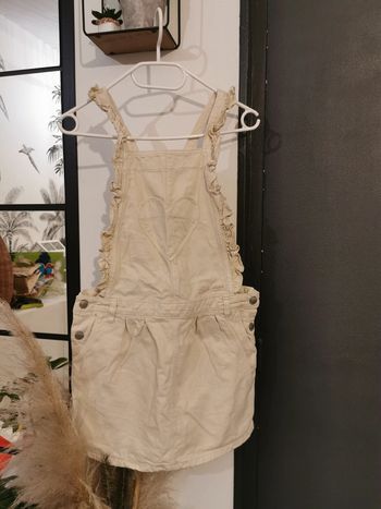 Jolie robe taille 12 ans