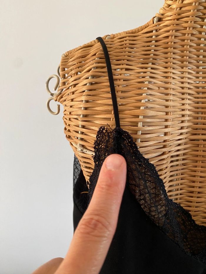 Top caraco Zara noir avec dentelle taille XS - photo numéro 3
