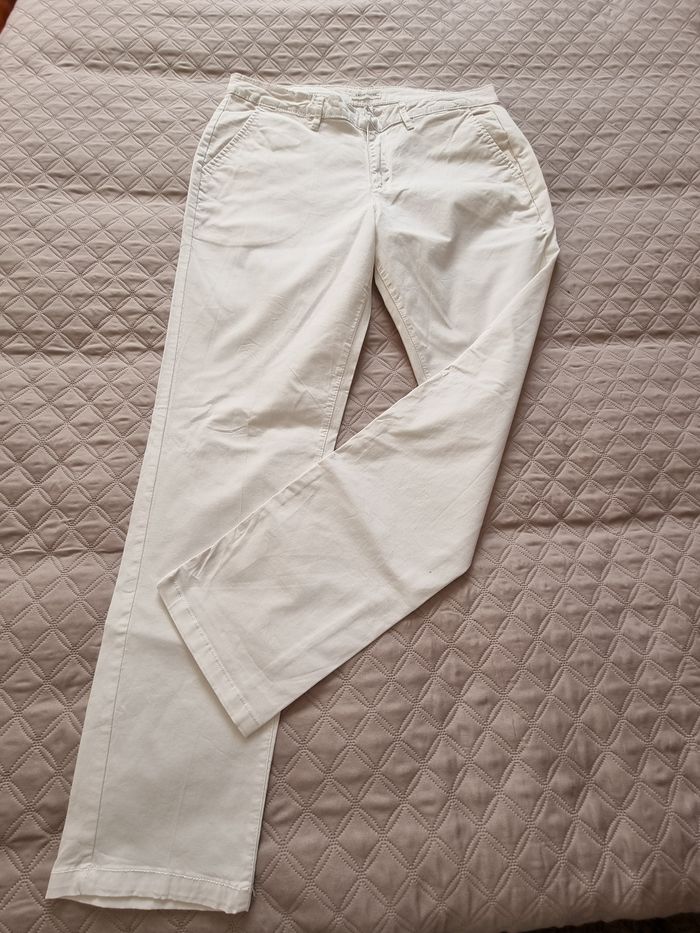 pantalon Chino  blanc cache cache T40, plus d'étiquette