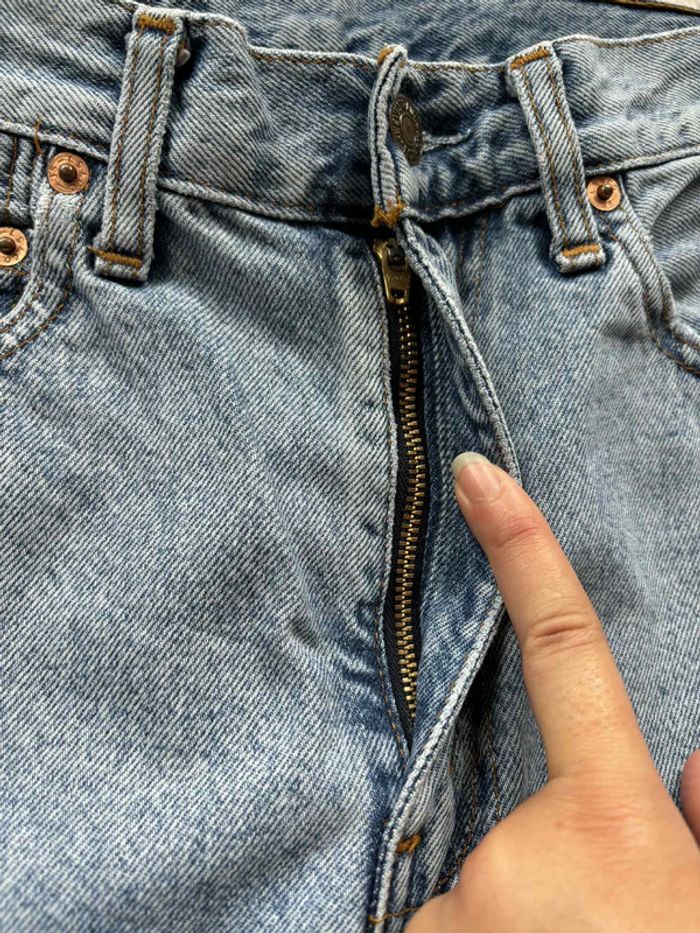 Jean Lévis 534 vintage 90s bleu clair taille haute coupe droite fuselé slim taille X/34 rare - photo numéro 8