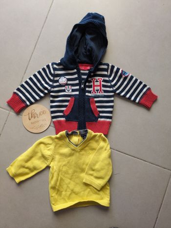 Lot 2 gilets 3 mois