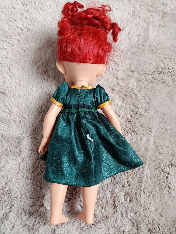 Poupée Disney rebelle - photo numéro 5