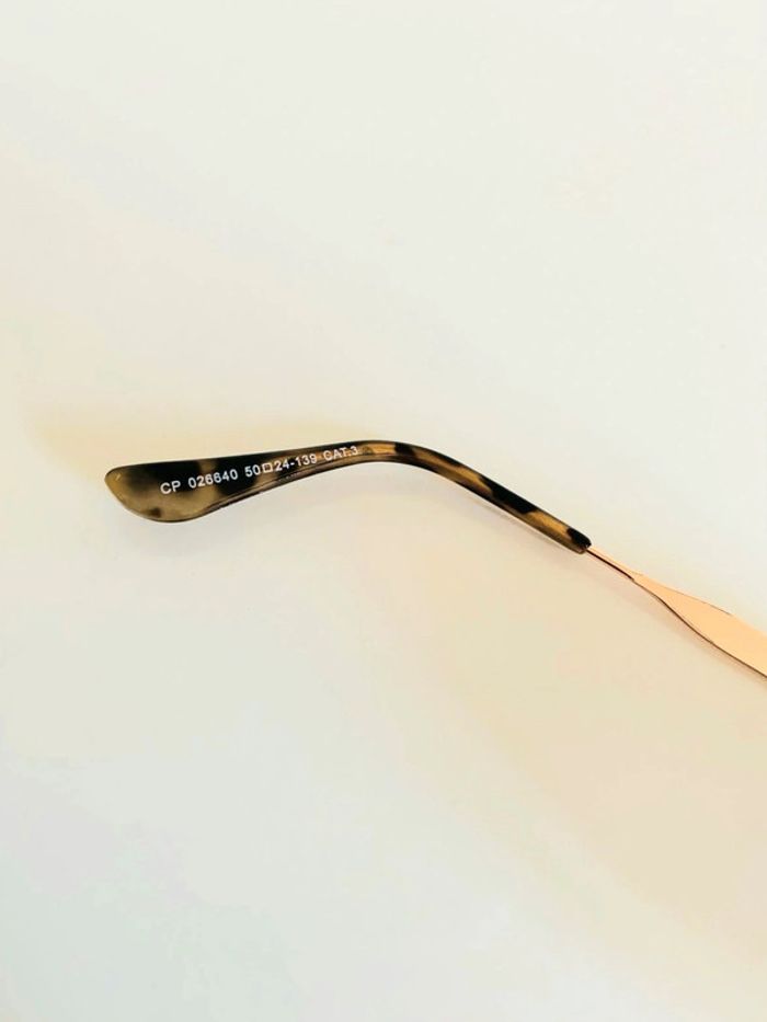 Lunette de soleil mixte léopard et dorée uvprotection catégorie 3 - photo numéro 3