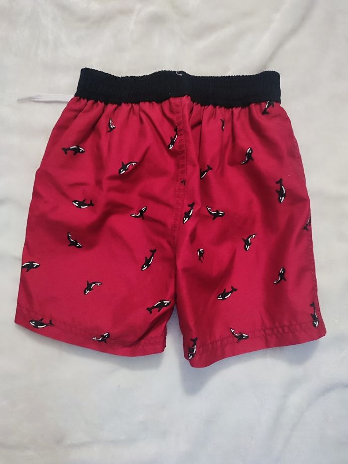 Short de bain rouge taille 5 ans - photo numéro 3