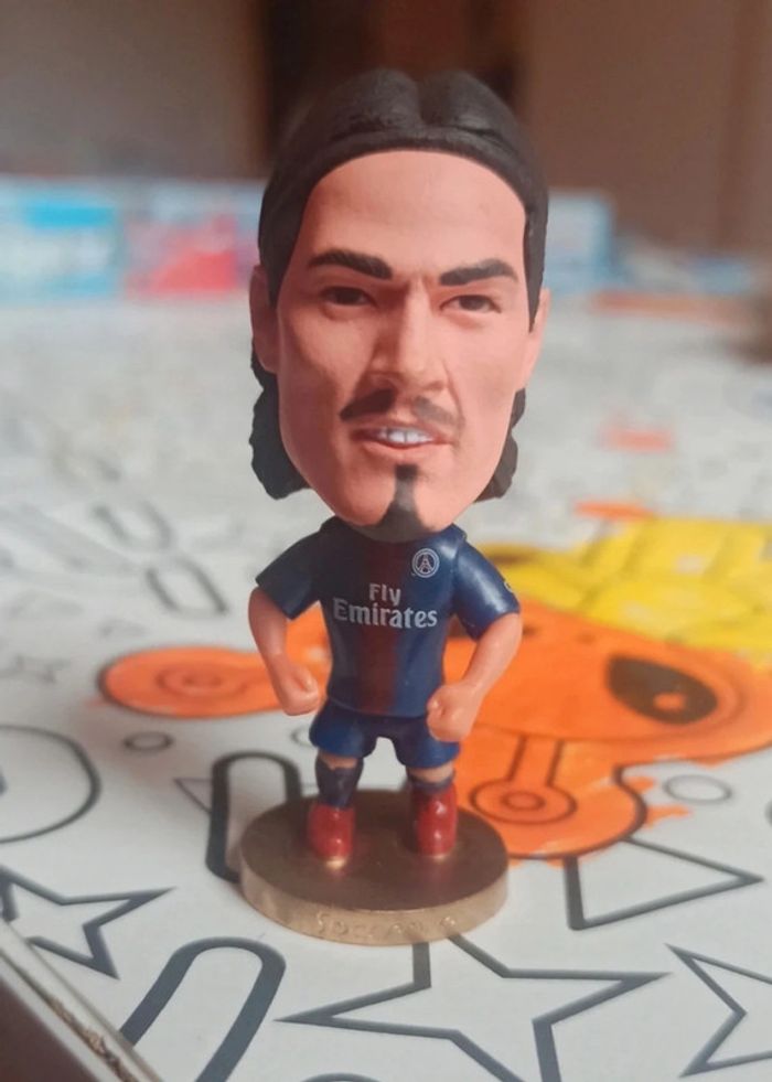 Petite figurine football neuve Edinson Cavani PSG Paris Saint-Germain