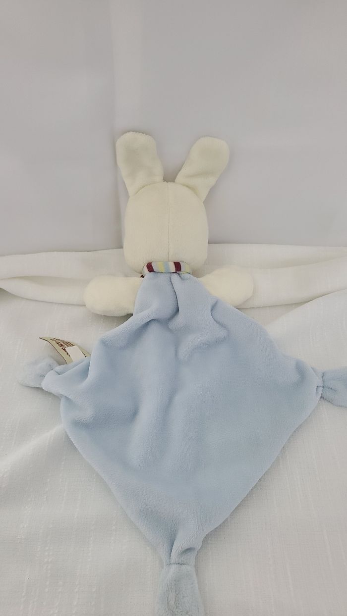 Doudou plat lapin bleu fleurs brodées NICOTOY - photo numéro 4