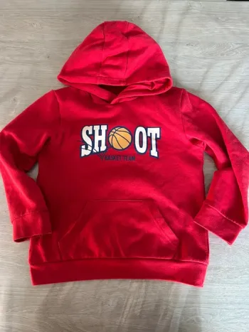 Sweat à capuche rouge thème basket