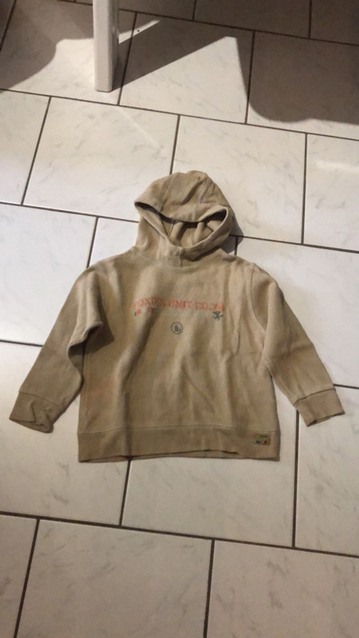 Pull à capuche