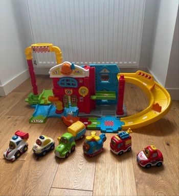 Lot Caserne pompiers Vtech Tut tut bolides + 6 véhicules