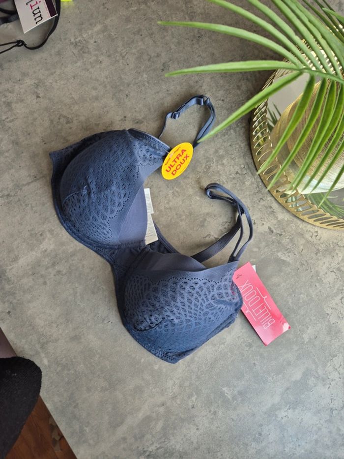 Soutien gorge - photo numéro 2