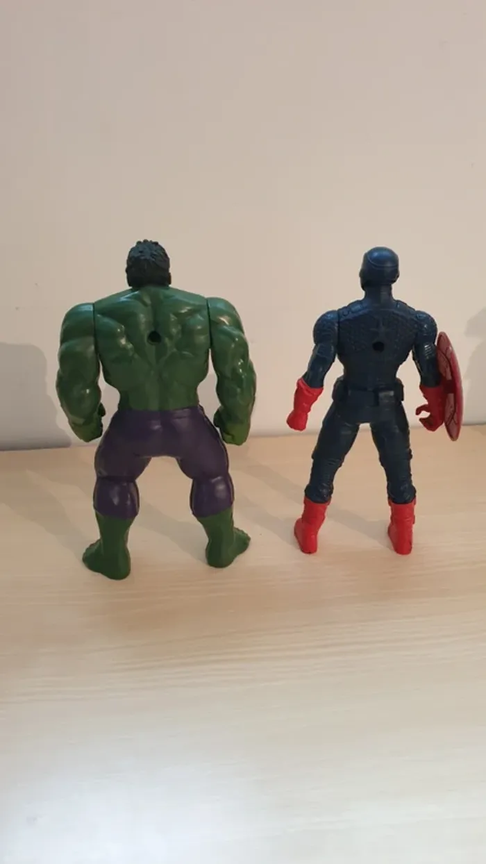 2 figurines - photo numéro 4