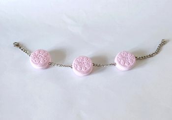 Bracelet biscuits oréo roses en pâte fimo