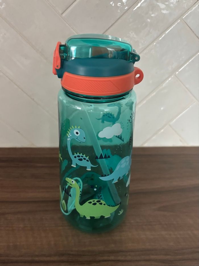 Gourde pour enfant neuve