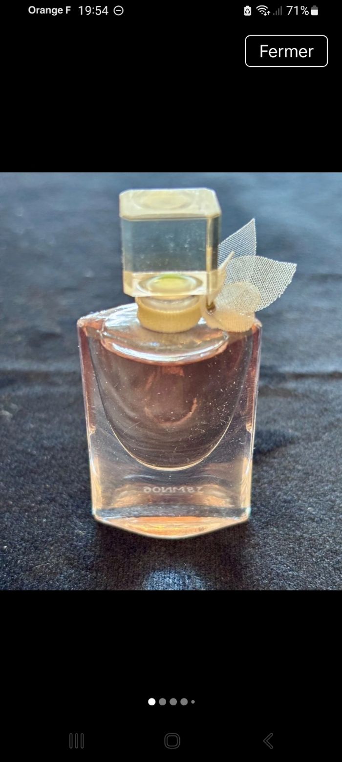 Miniature de parfum La vie est belle L eau florale