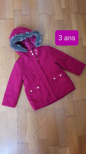 Manteau hiver à capuche Kiabi