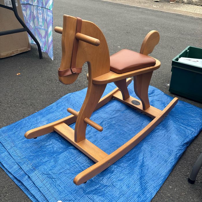 Cheval à bascule en hêtre