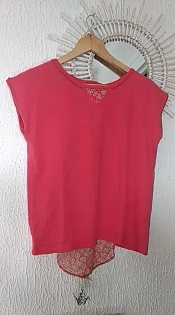 Petit pull pour le printemps