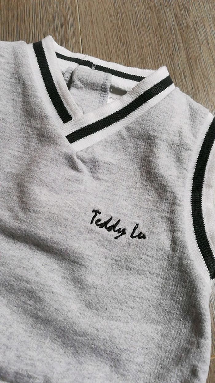 Pull sans manches 3mois - photo numéro 2