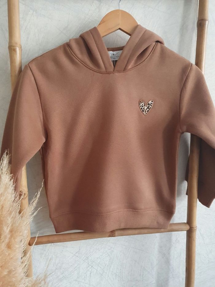 Sweat à capuche Taille 6 ans - photo numéro 2