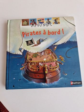 Livre enfants Kididoc Pirates à bord!