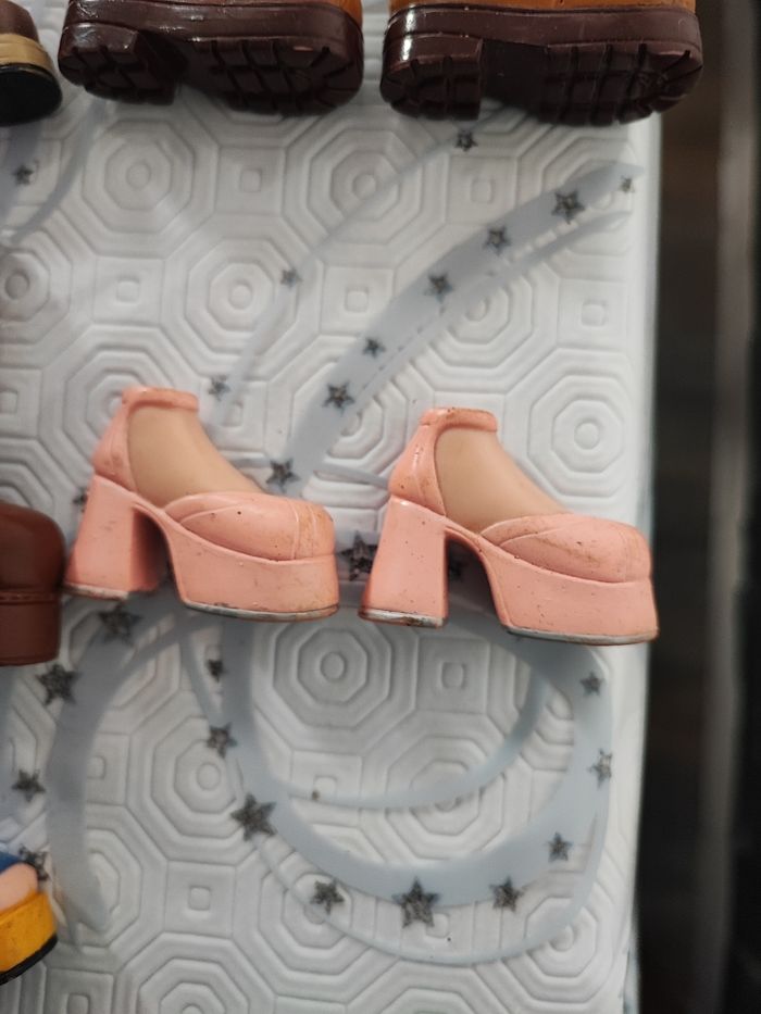 Lot chaussures bratz - photo numéro 4