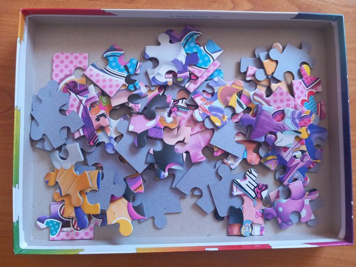 PUZZLE MINNIE ET DAISY - photo numéro 2
