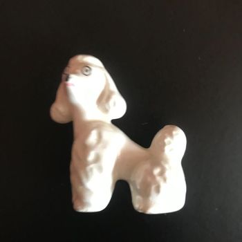 figurine chien en céramique * prix 1e* kiki60230