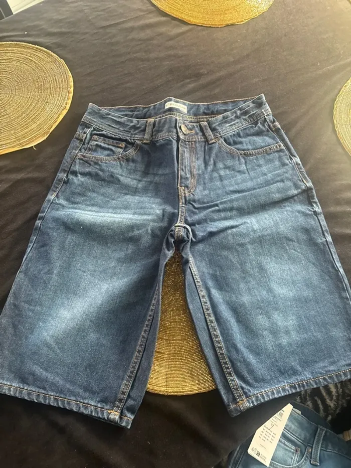 Short bermuda, Regular