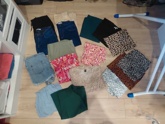 Lot de vêtements taille S